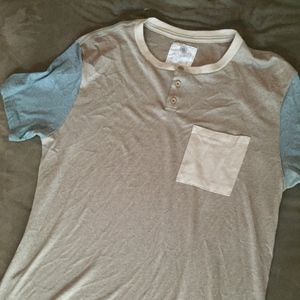 Casual t-shirt